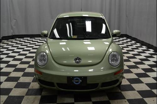 Volkswagen New Beetle 2007 photo 1