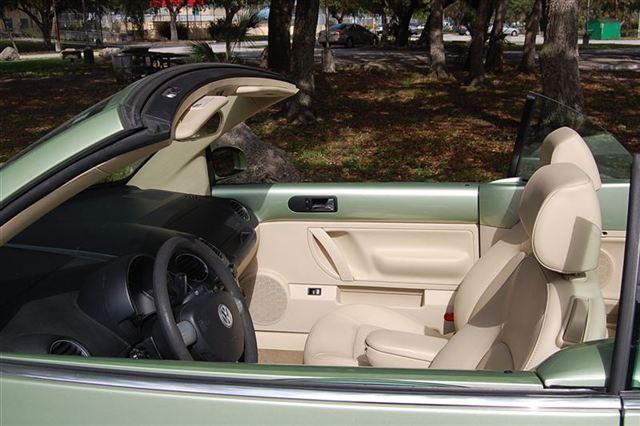Volkswagen New Beetle 2007 photo 5