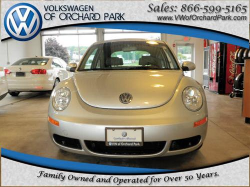 Volkswagen New Beetle 2007 photo 1