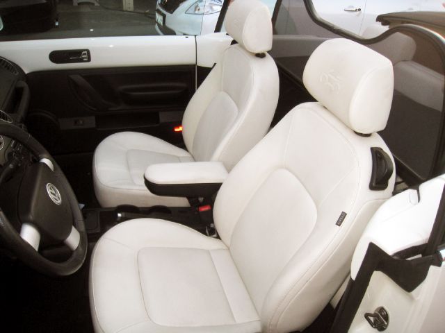 Volkswagen New Beetle 2007 photo 3