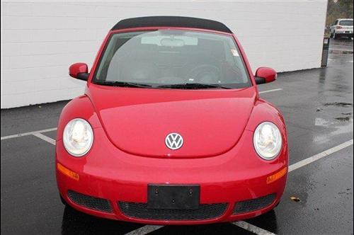 Volkswagen New Beetle 2007 photo 1