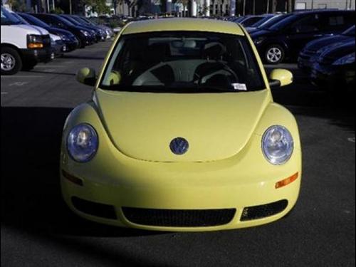 Volkswagen New Beetle 2007 photo 1