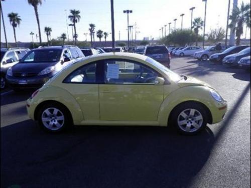 Volkswagen New Beetle 2007 photo 2