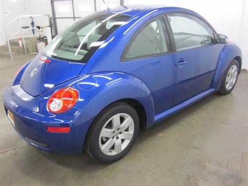Volkswagen New Beetle 2007 photo 1