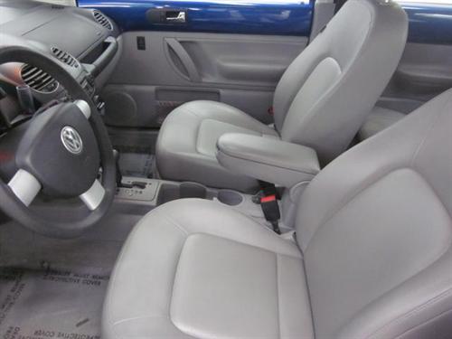 Volkswagen New Beetle 2007 photo 3