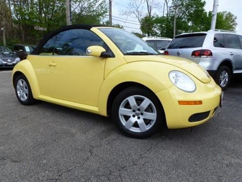 Volkswagen New Beetle 2007 photo 3