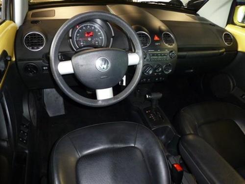 Volkswagen New Beetle 2007 photo 5