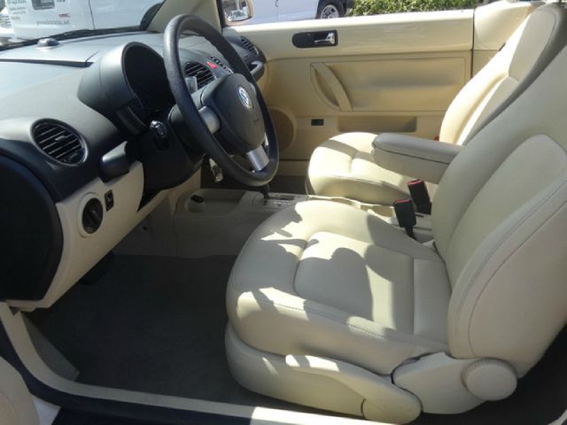 Volkswagen New Beetle 2007 photo 3