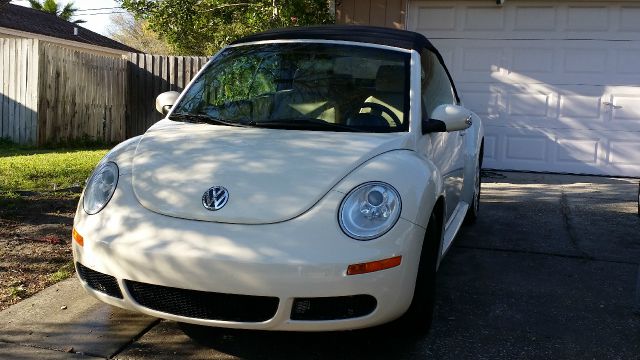 Volkswagen New Beetle 2007 photo 4