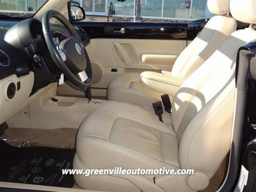 Volkswagen New Beetle 2007 photo 2