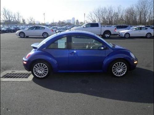 Volkswagen New Beetle 2007 photo 2