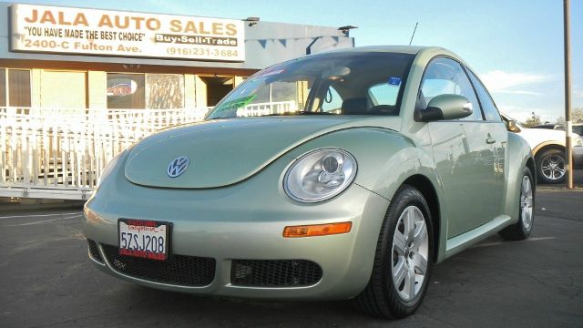 Volkswagen New Beetle 2007 photo 4