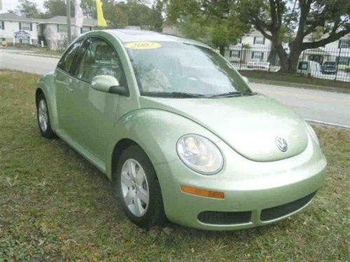 Volkswagen New Beetle 2007 photo 1