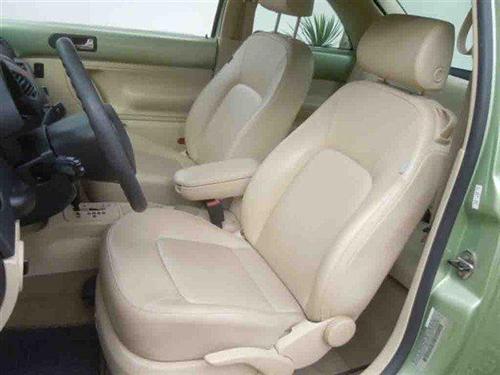 Volkswagen New Beetle 2007 photo 5