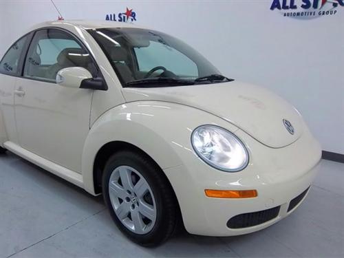 Volkswagen New Beetle 2007 photo 1