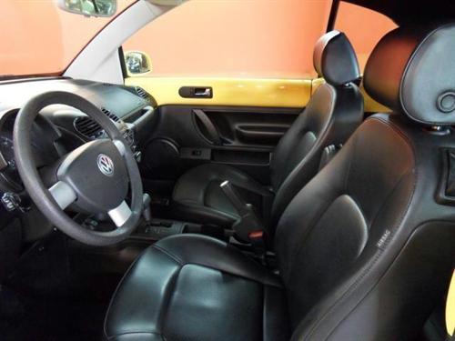 Volkswagen New Beetle 2007 photo 3