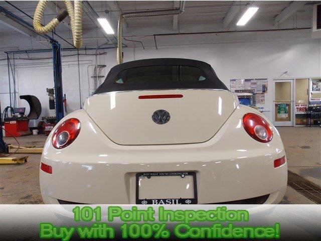 Volkswagen New Beetle 2007 photo 4