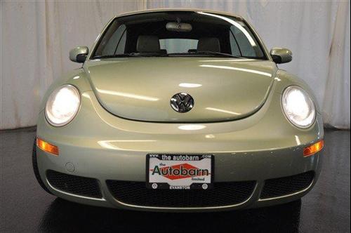 Volkswagen New Beetle 2007 photo 4
