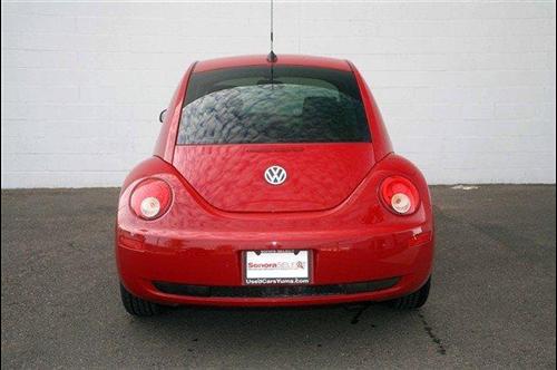 Volkswagen New Beetle 2007 photo 1