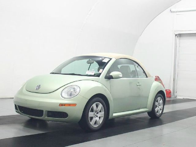 Volkswagen New Beetle 2007 photo 4