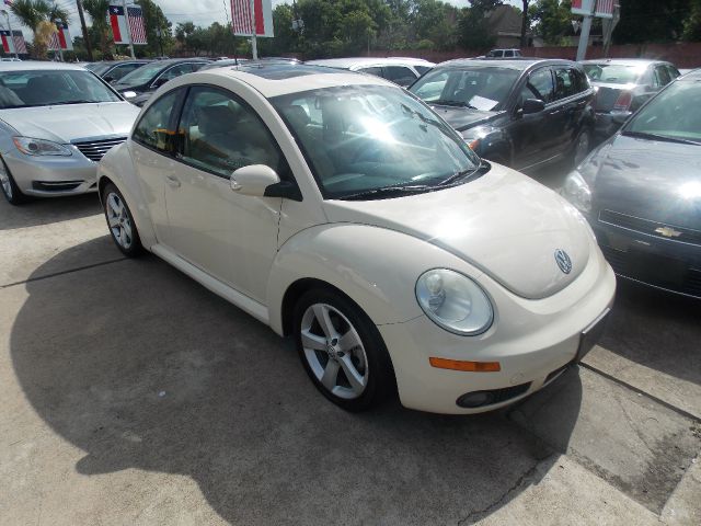 Volkswagen New Beetle Limited Wagon Hatchback