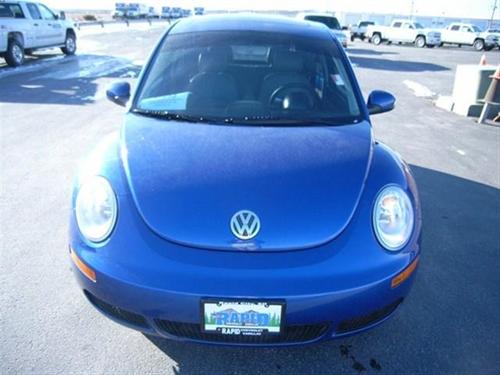 Volkswagen New Beetle 2007 photo 1