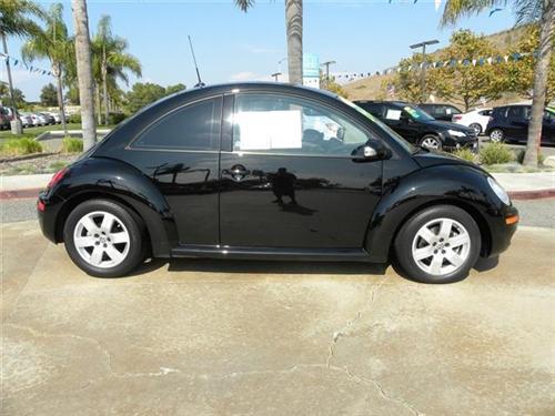 Volkswagen New Beetle 2007 photo 2