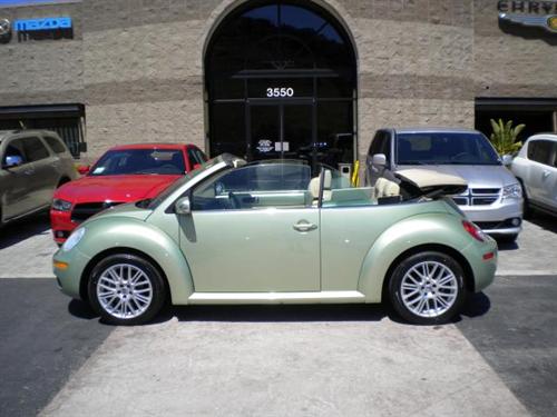Volkswagen New Beetle 2007 photo 3