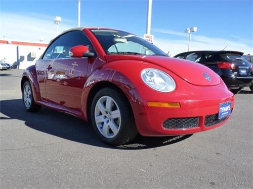 Volkswagen New Beetle 2007 photo 2