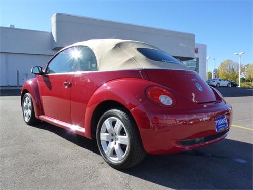 Volkswagen New Beetle 2007 photo 4