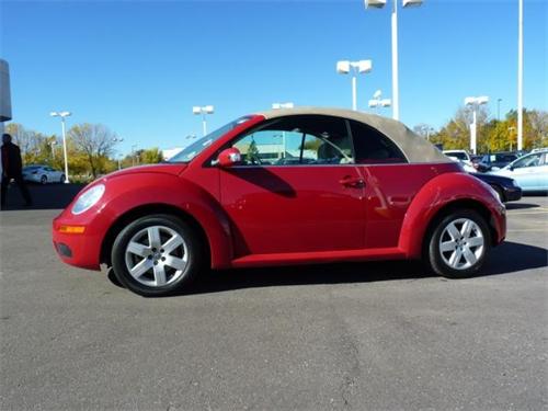 Volkswagen New Beetle 2007 photo 5