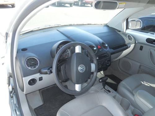 Volkswagen New Beetle 2007 photo 3