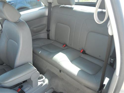 Volkswagen New Beetle 2007 photo 4