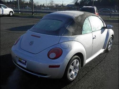 Volkswagen New Beetle 2007 photo 1