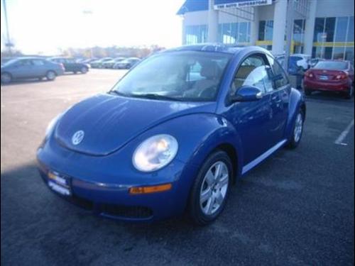 Volkswagen New Beetle 2007 photo 1