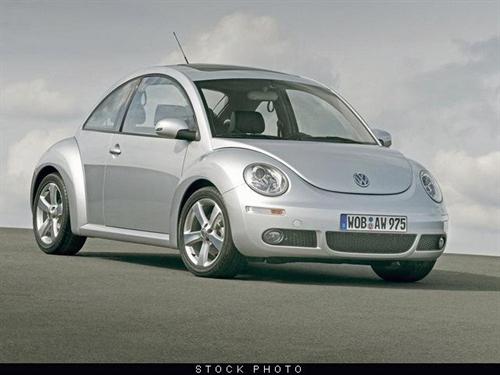 Volkswagen New Beetle 2007 photo 2