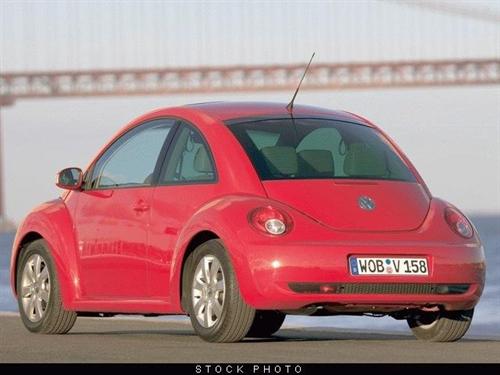 Volkswagen New Beetle 2007 photo 5