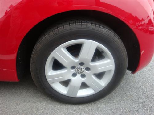 Volkswagen New Beetle 2007 photo 3