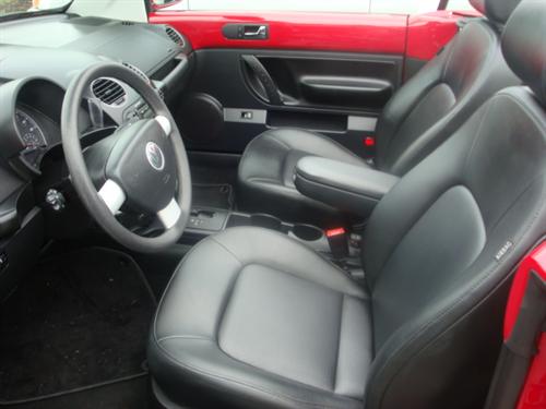 Volkswagen New Beetle 2007 photo 4