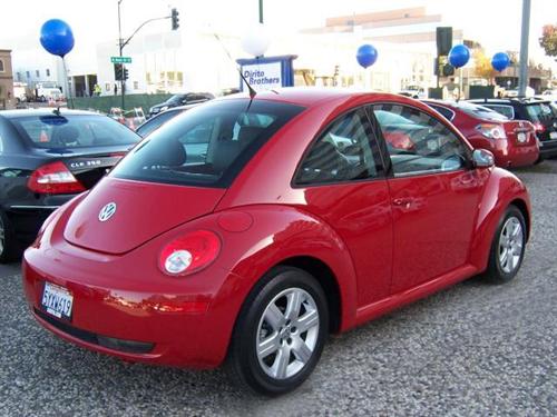 Volkswagen New Beetle 2007 photo 2