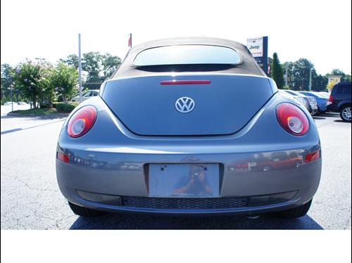 Volkswagen New Beetle 2007 photo 1