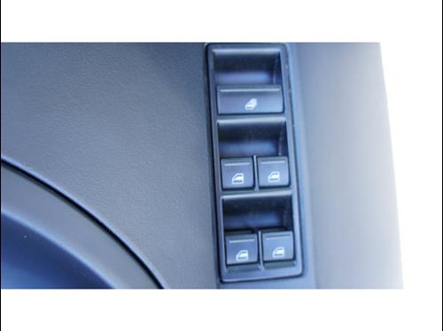 Volkswagen New Beetle 2007 photo 4