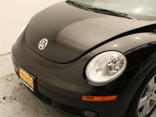 Volkswagen New Beetle 2007 photo 1