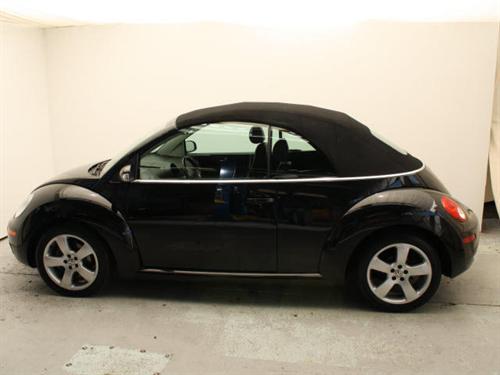 Volkswagen New Beetle 2007 photo 3