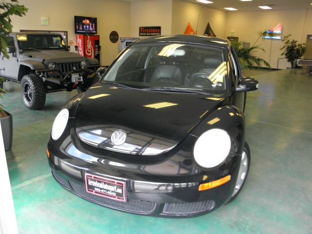 Volkswagen New Beetle 2007 photo 11