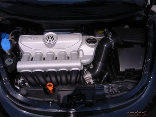 Volkswagen New Beetle 2007 photo 1