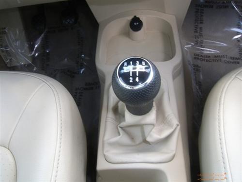 Volkswagen New Beetle 2007 photo 5