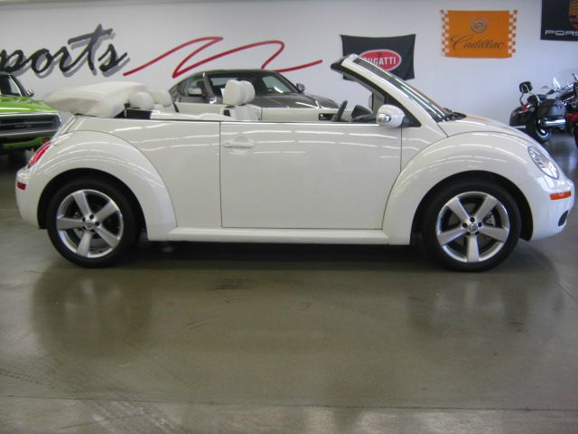 Volkswagen New Beetle 2007 photo 2
