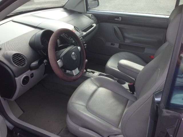 Volkswagen New Beetle 2007 photo 3