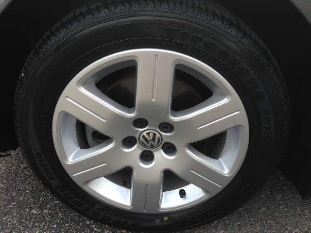 Volkswagen New Beetle 2007 photo 4